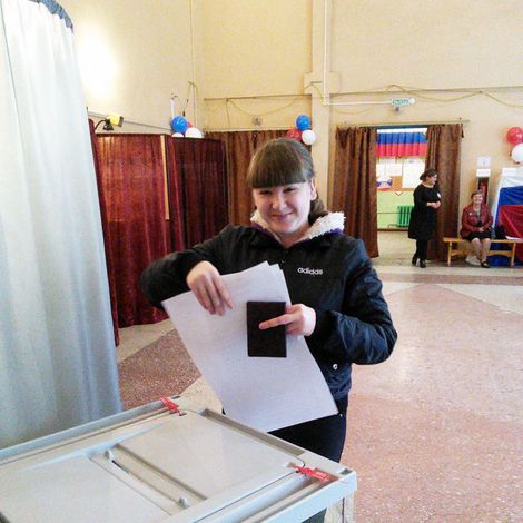 На избирательном участке в поселке Москаленский